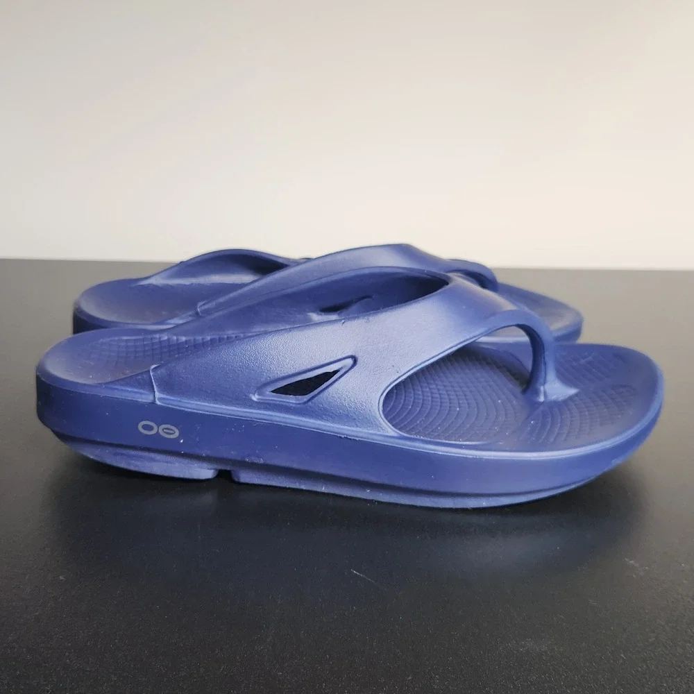 OOFOS Original Recovery Sandals Mens 8 Womens 11 Blue Flip Flop Thong Shoes